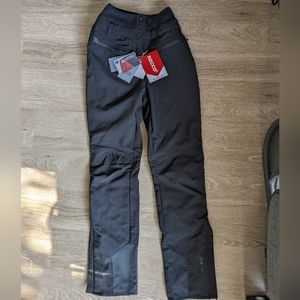 New Mountain warehouse women pants sz 4